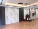 Tại Sao Nhiều Quán Cafe Chọn Tấm PVC Giả Đá Thay Đá Tự Nhiên?