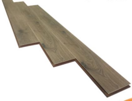 Sàn gỗ JANMI O128 – 12mm bản nhỏ  Kích thước: 12x 115x 1283mm